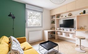 Studio Refait A Neuf Avec Parking En Bord De Loire